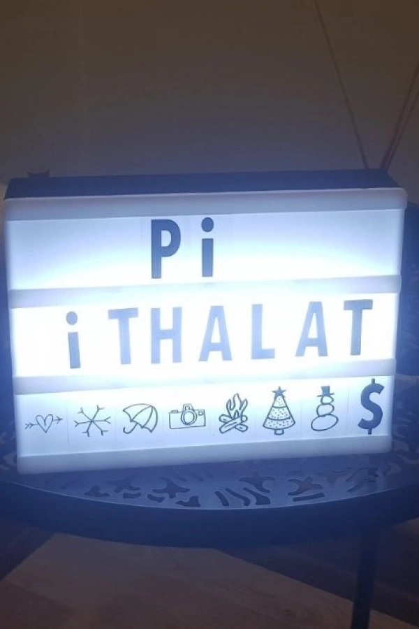 Cinematic Harflerle Işıklı Mesaj Veren Light Box Led Pano A4