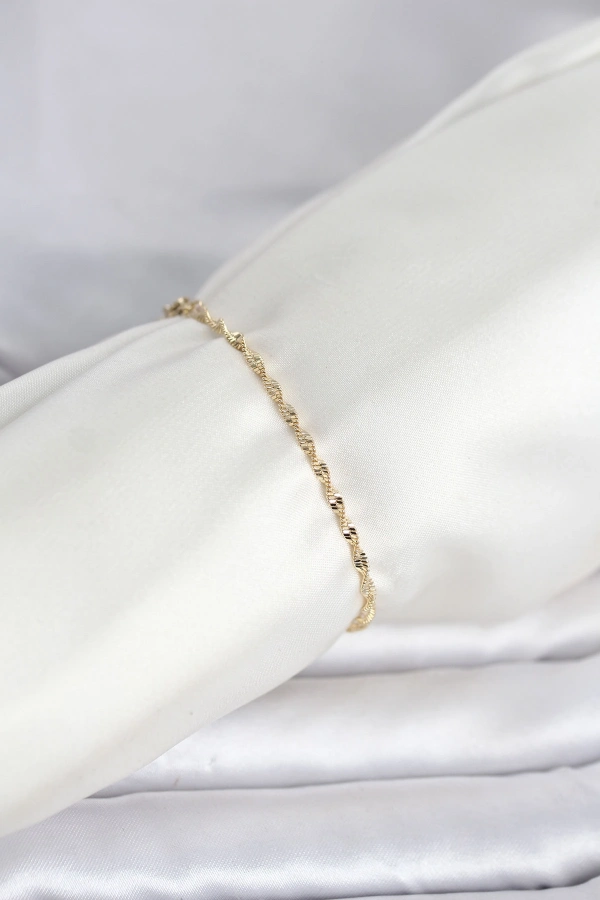 CM 14K Gold Renk Yassı Ezme Burgu Model Kadın Bileklik