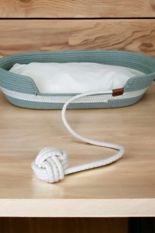 Decohandy Oval Jüt Elyaf Minderli Kedi Yataği Oyuncak Toplu