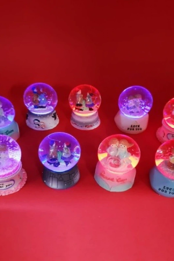 Dekoratif Mini Boy Sevgililer Kar Küresi