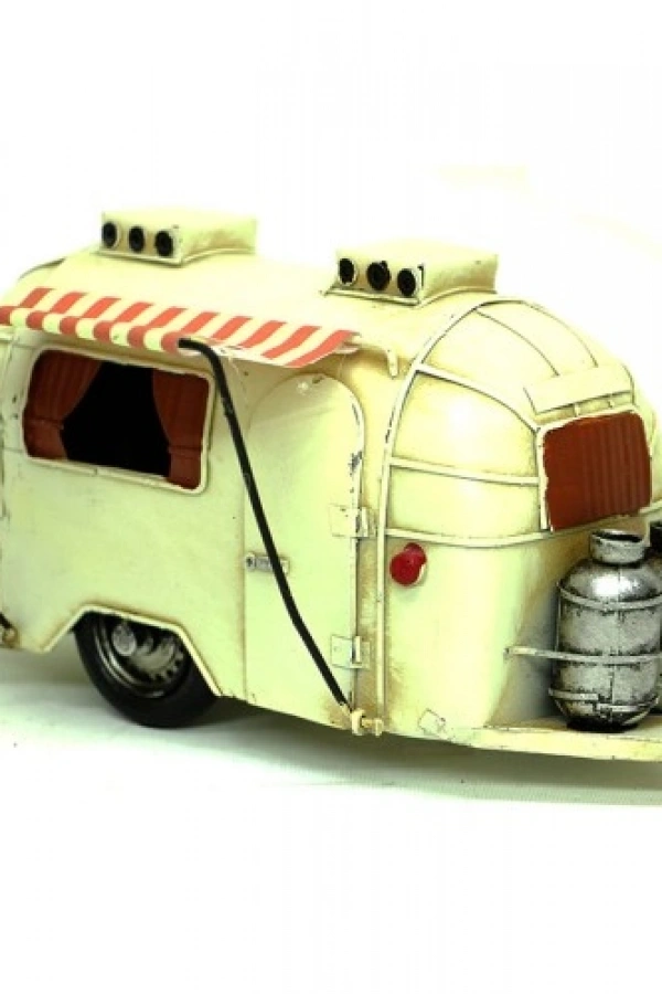 El Yapımı Çekme Karavan Maketi