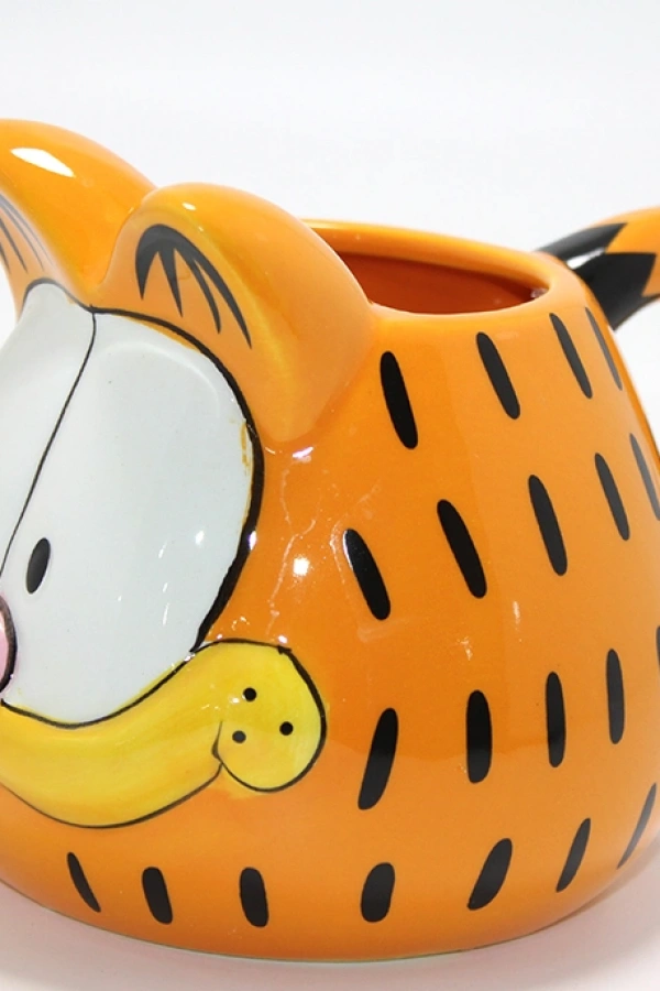 Garfield Kabartmalı Kupa Bardak