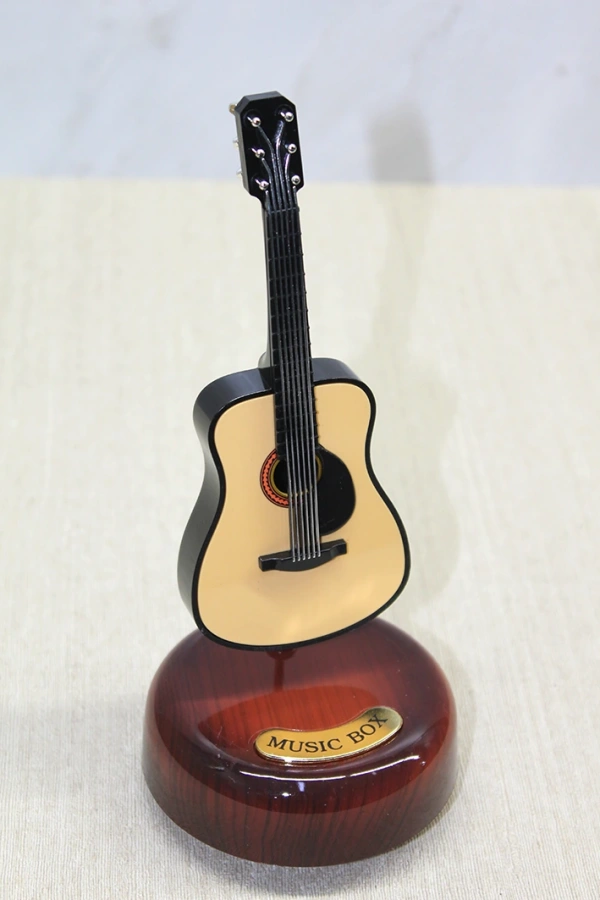 Gitar Müzik Kutusu Model 1