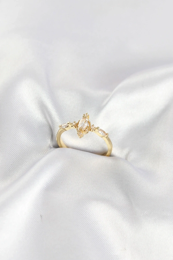 Gold Renk Vintage Model Zirkon Taşlı Yüzük