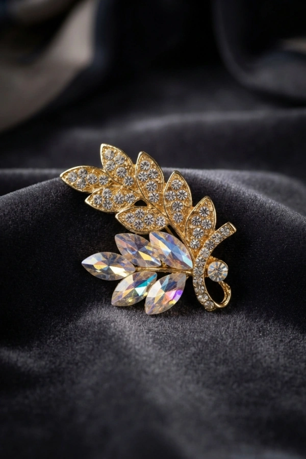 Gold Renk Zirkon Taşlı Başak Model Broş