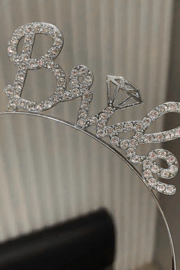 Gümüş Renkli Taşlı “Bride” Gelin Tacı