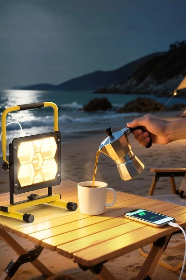 Güneş Enerjili 400 Ledli Powerbank Projektör