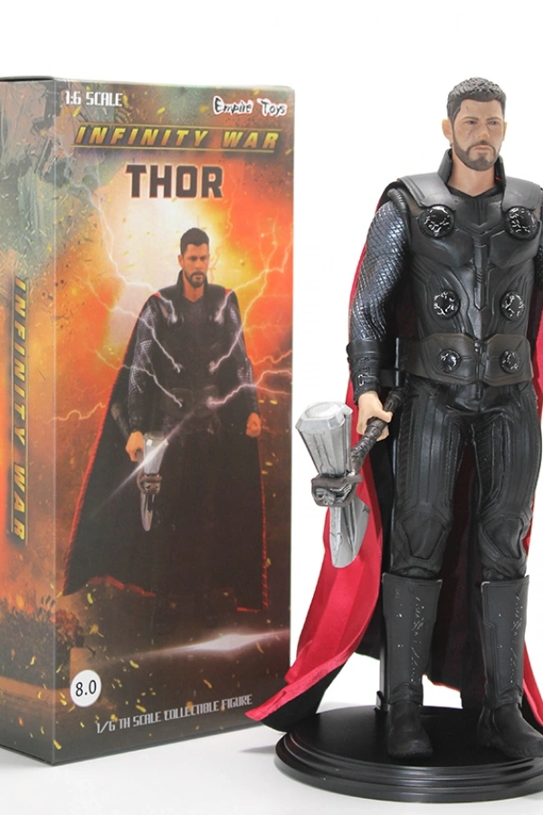 Infinity War Thor Figürü