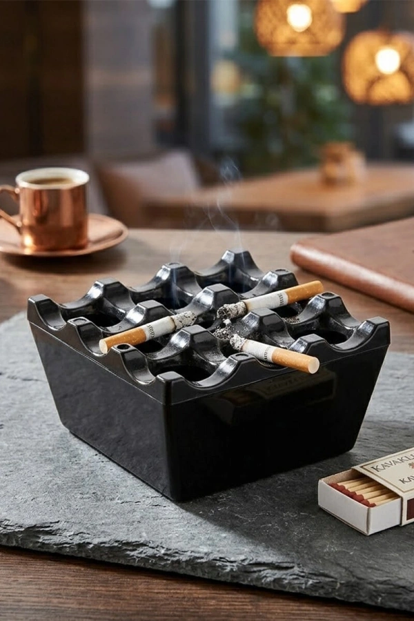 Izgaralı Kare Küllük - Bakalit Plastik - Siyah