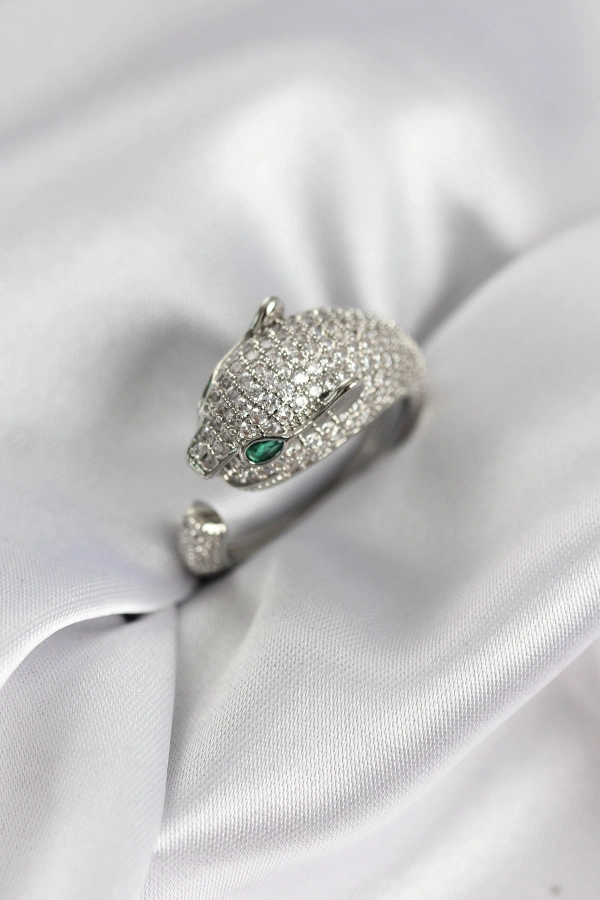 Jaguar Model Gümüş Renk Zirkon Taşlı Kadın Yüzük