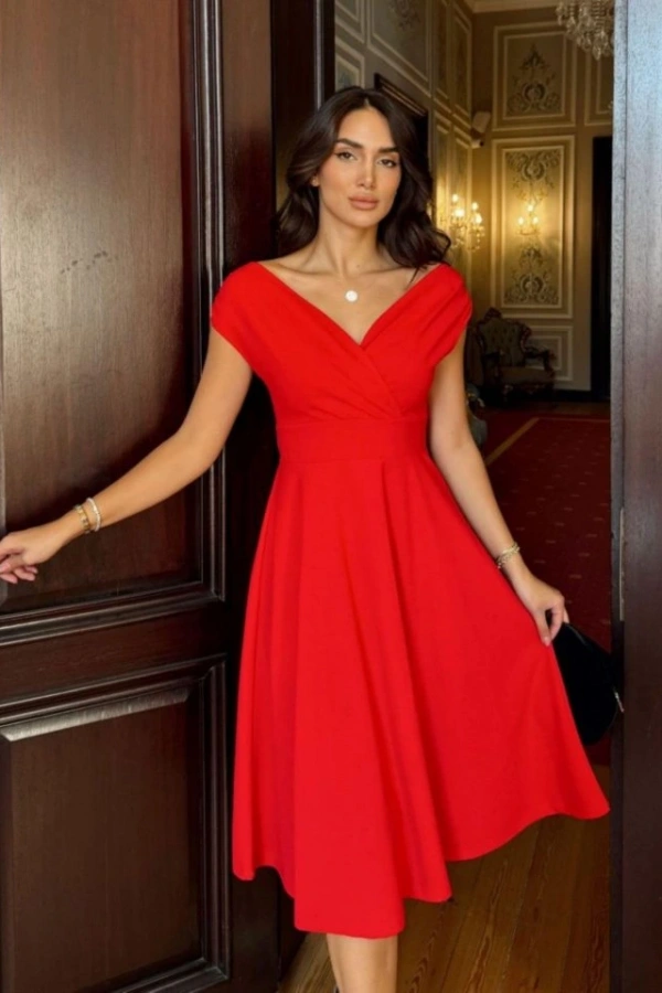 Kadın Kısa Kollu Kruvaze Yaka Eteği Volanlı Krep Elbise