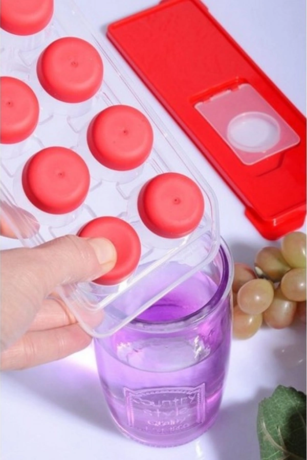 Kapaklı Buz Kalıbı Yapışmaz - Bas Parmak Kolay Çıkar