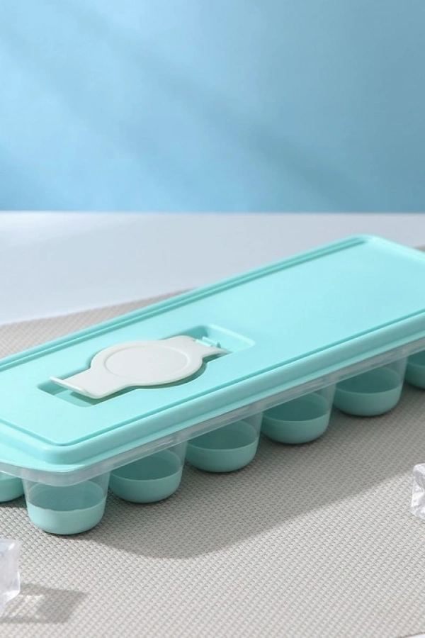 Kapaklı Buz Kalıbı Yapışmaz - Bas Parmak Kolay Çıkar