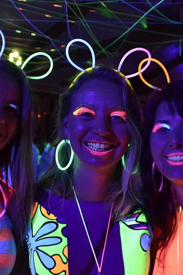 Karanlıkta Parlayan Fosforlu Renkli Taç 6 Adet