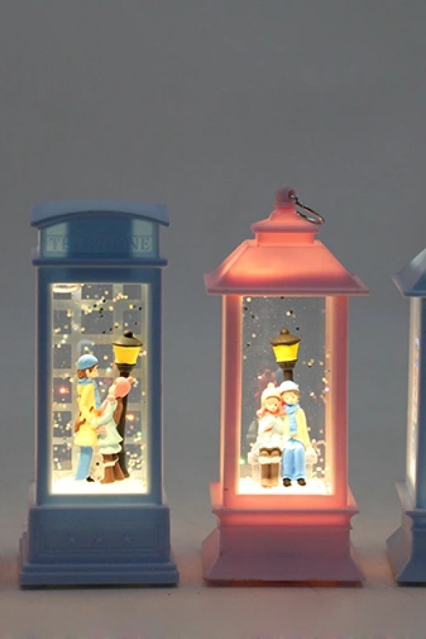 Kış Masalı Işıklı Kar Küresi