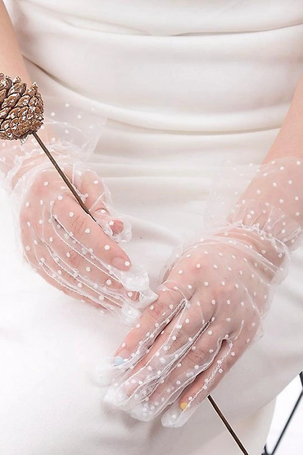 Kısa Boy Güpürlü Beyaz Puantiyeli Tül Eldiven