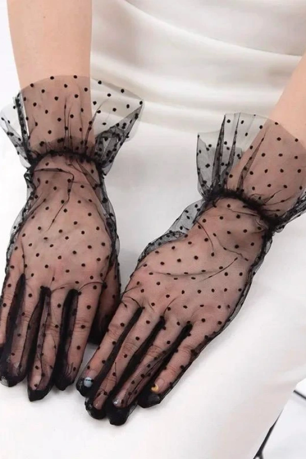 Kısa Güpürlü Siyah Puantiyeli Tül Eldiven