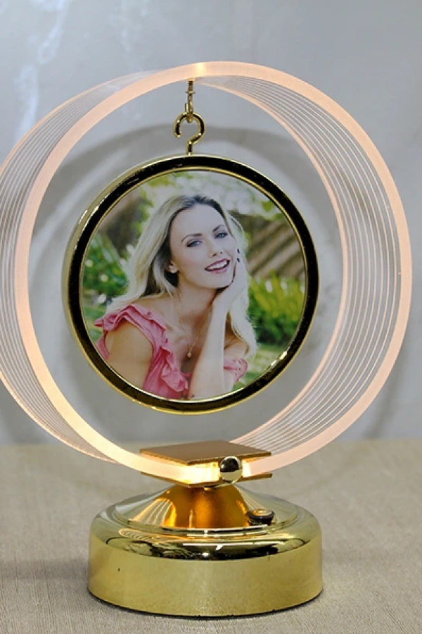 Kişiye Özel Fotoğraf Alanlı Yuvarlak Led Çerçeve
