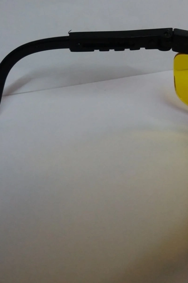 Korumalı Laboratuvar Gözlüğü Sarı