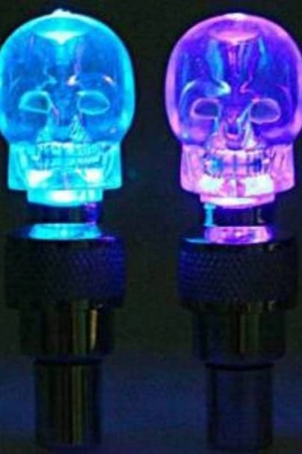 Kurukafa Şeklinde Işıklı Sibop Kapağı (2 Adet)