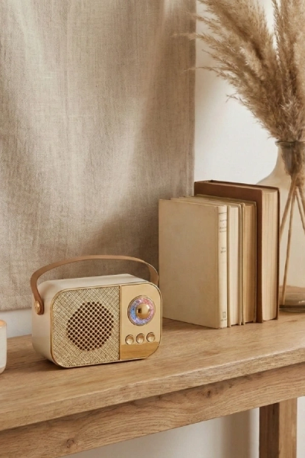 LED Aydınlatmalı Hoparlör Bej