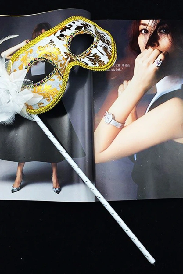 Lüks Taşlı Saplı Balo Maskesi Beyaz Renk