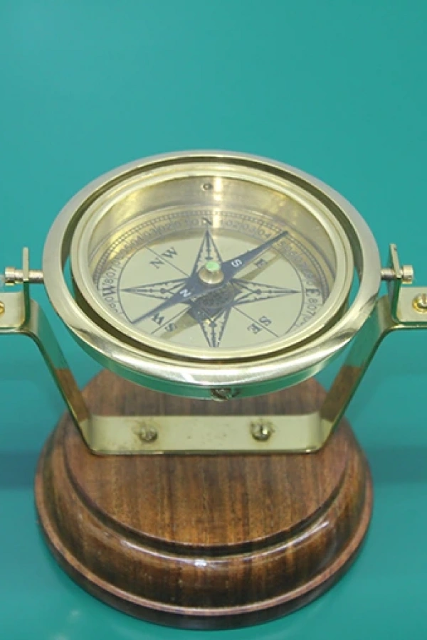 Masa Üstü Pirinç Filika Pusulası