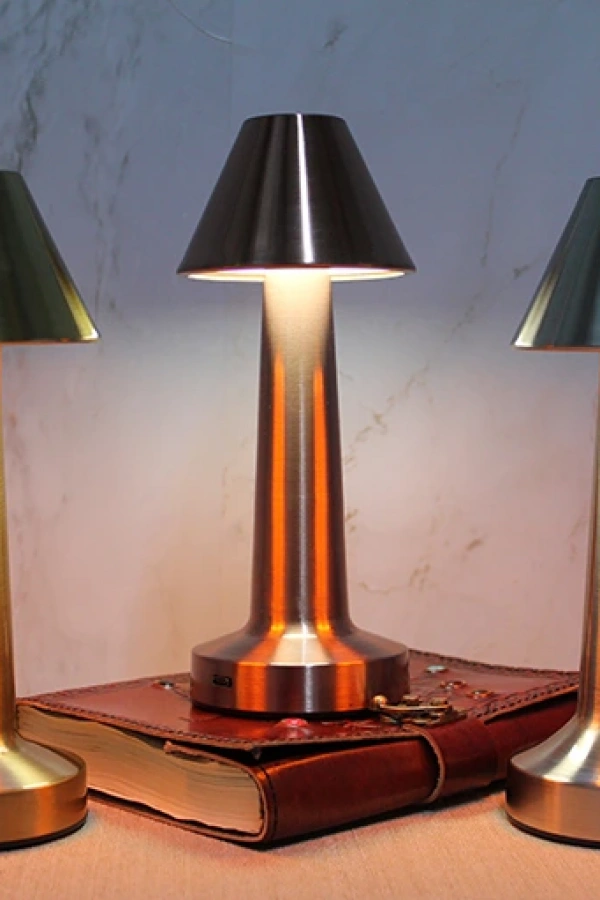 Masaüstü Dokunmatik Ledli Lamba Model 2