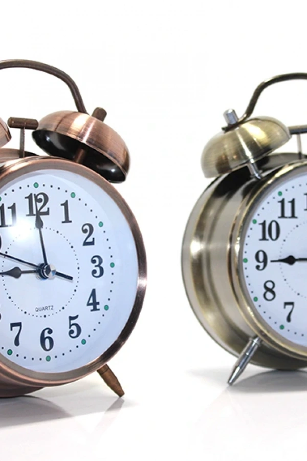 Metal Çalar Saat Model 3