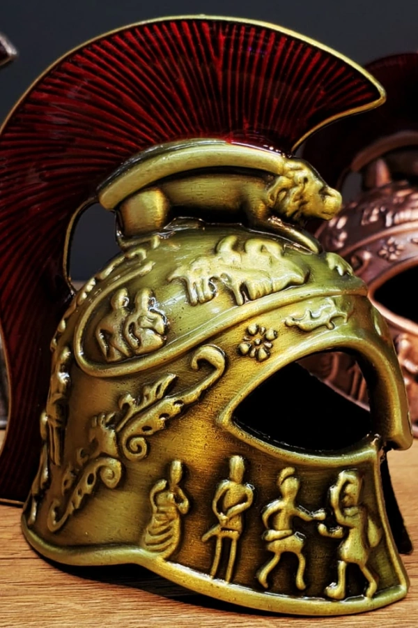Metal Dekoratif Şövalye Miğferi