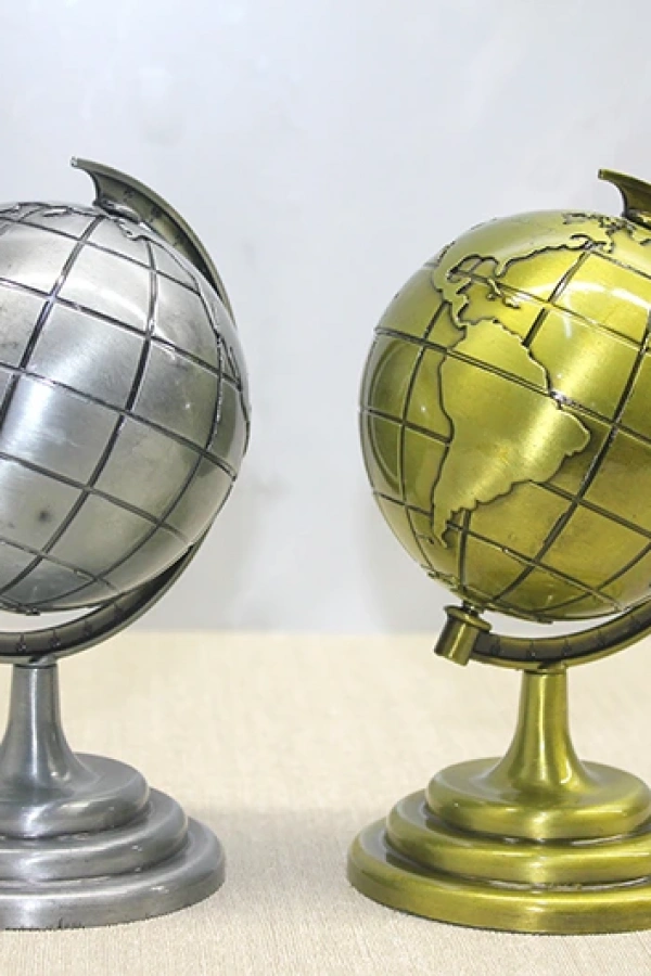 Metal Dünya Küre Model 1