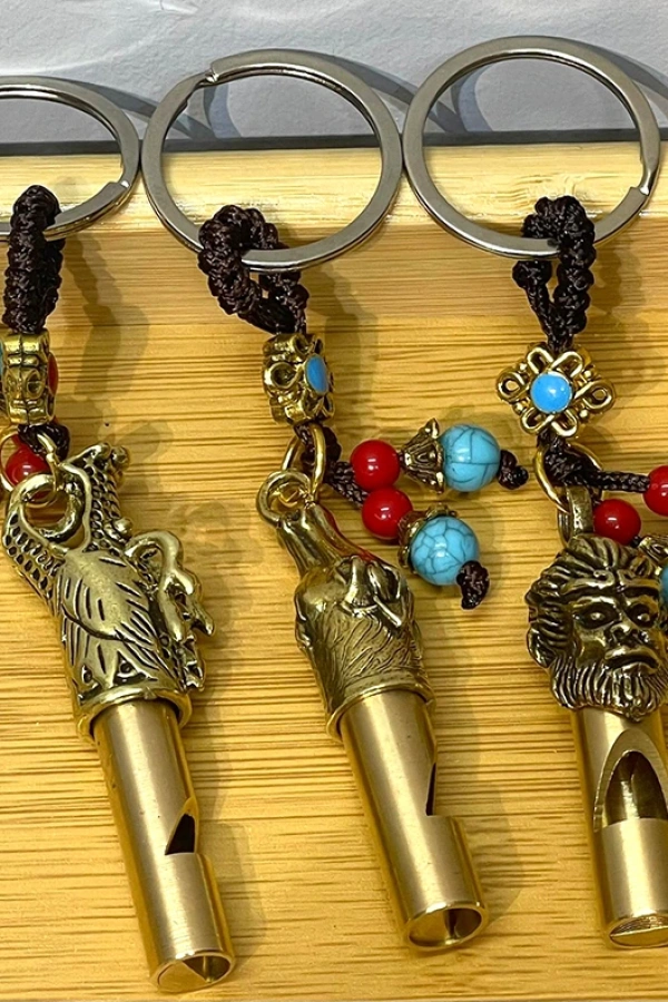 Metal Figürlü Düdük Anahtarlık