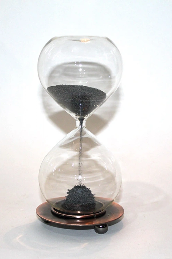 Mıknatıslı Kum Saati Model 1
