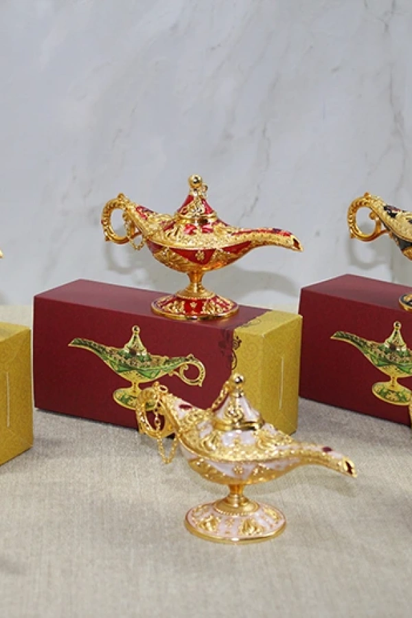 Mineli Metal Alaaddin Lambası Model 4