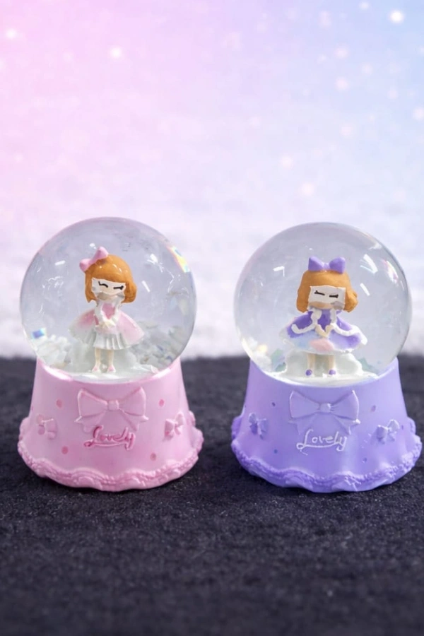 Mini Işıklı Sevimli Kız Kar Küresi