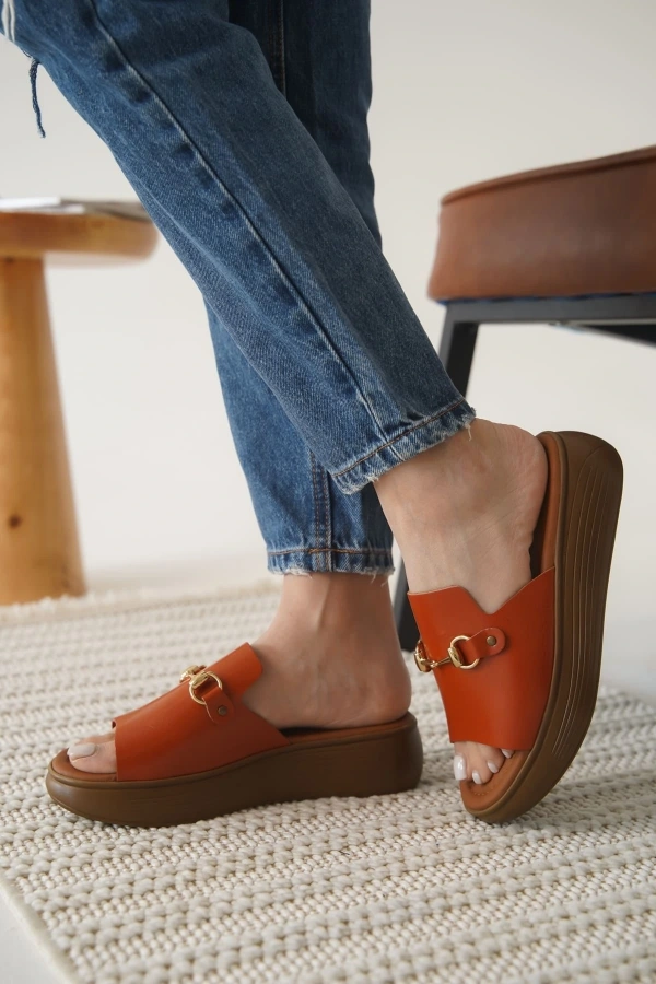 Nelly Kiremit Hakiki Deri Terlik