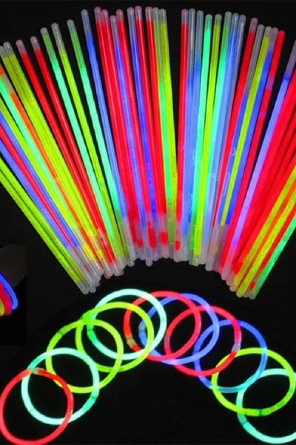 Neon Karanlıkta Parlayan Çubuklar 50 Adet