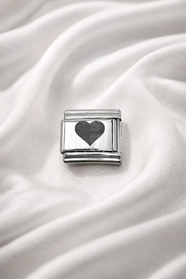 Nomination Uyumlu Çelik Kalp Charm – Parlak Çelik Bileklik Aksesuarı | Sevgi Temalı Modüler Charm