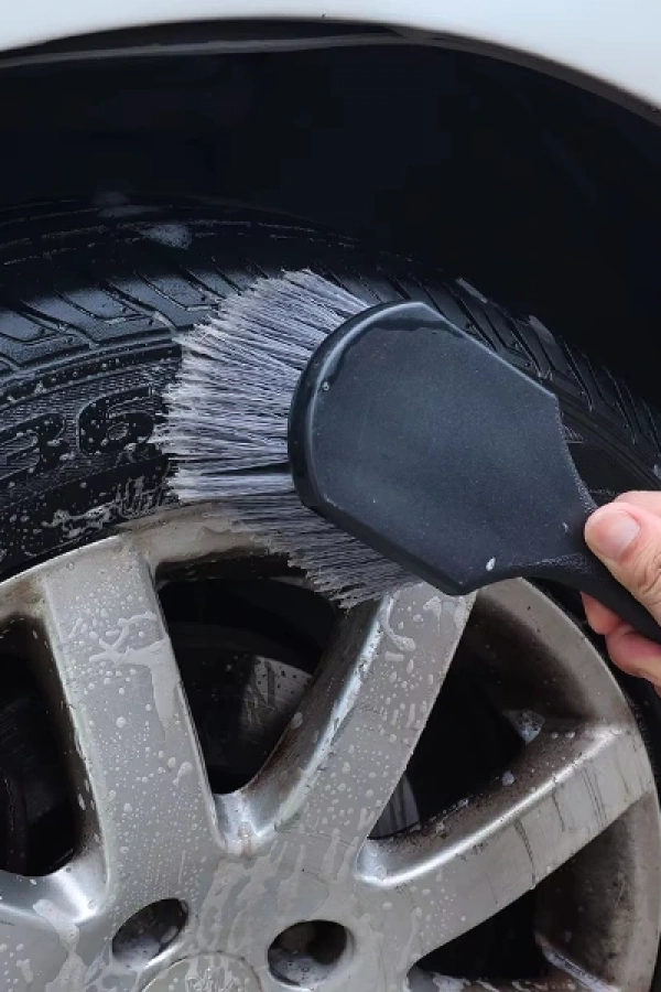 Oto Lastik Ve Jant Yıkama Fırçası