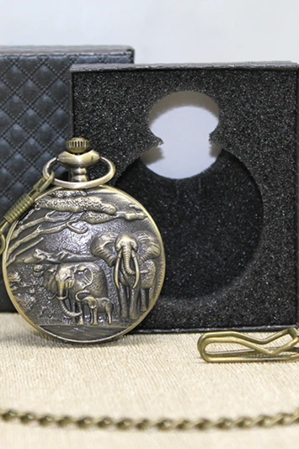 Özel Kutulu Antik Filli Köstekli Saat