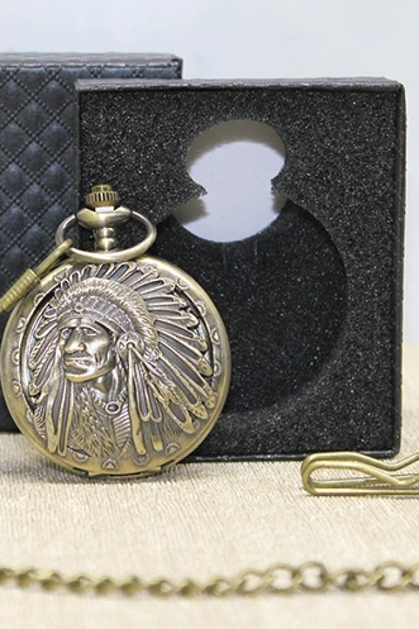 Özel Kutulu Kızılderili Köstekli Saat