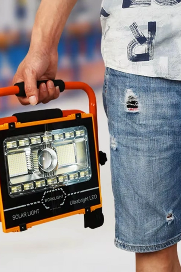 P70 LED Solar Panel Şarjlı Taşınabilir Projektör 176 SMD + Yan LED WT-734