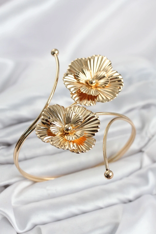 Pazu Bileklik Gold Renk Pirinç Çiçek Model
