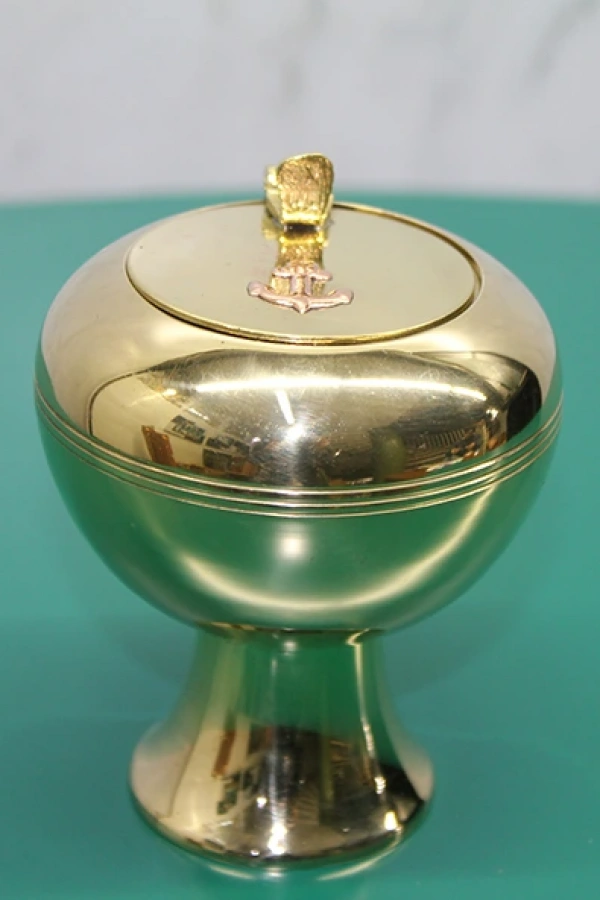 Pirinç Ayaklı Küllük