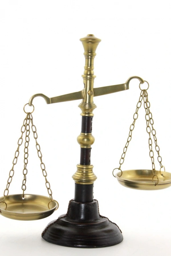 Pirinç Derili Terazi