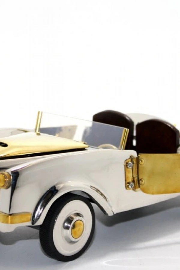 Pirinç Eski Model Araba