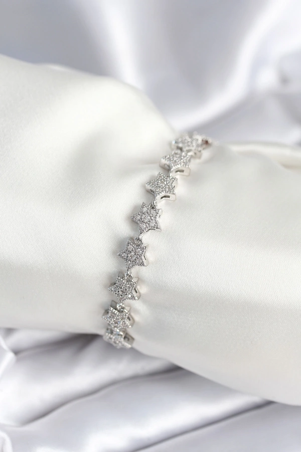 Pirinç Gümüş Renk Yıldız Model Kadın Bileklik