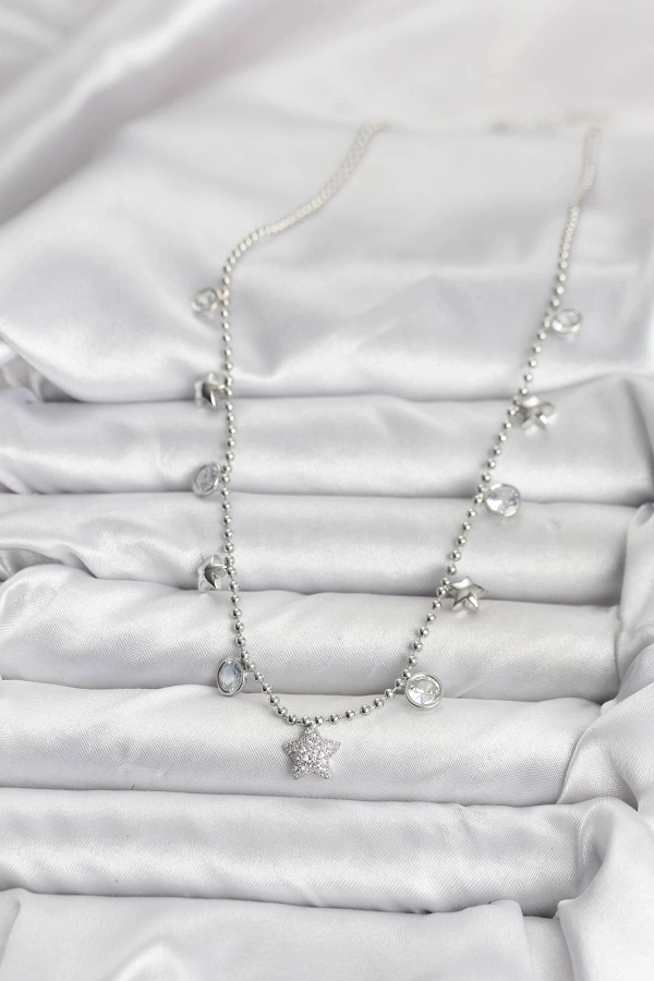 Pirinç Gümüş Renk Yıldız Model Kadın Kolye