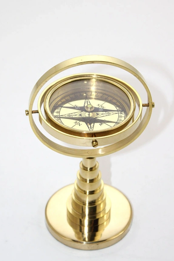 Pirinç Masa Üstü Pusula Model 1