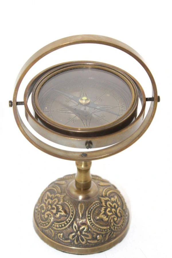 Pirinç Masa Üstü Pusula Model 3